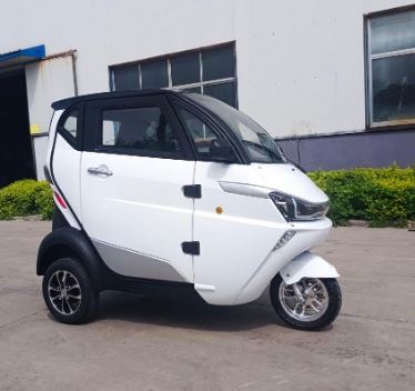 Automotive Mini Scooter Manned Electric Tricycle E Trike Three Wheel Electric Car